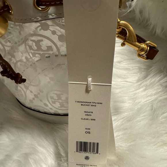 T Monogram Bucket Bag - Picture 10 of 14